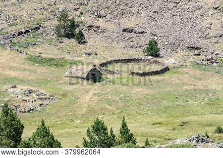 Gr 11 Signal In Coma Pedrosa Refuge At 2266 Meters Of Altitude In Andorra Pyrenees In Summer 2020.