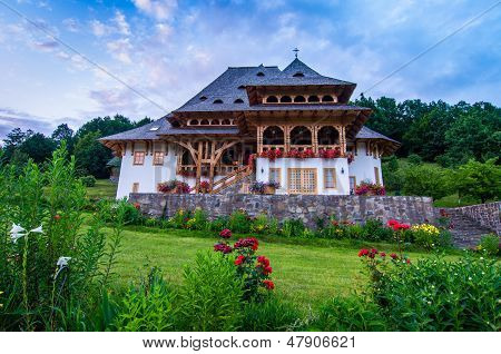 Barsana kloster, Maramures