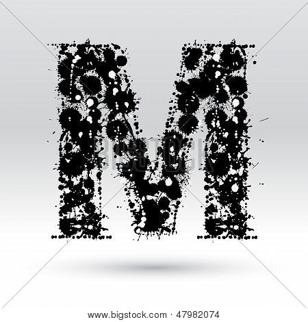 Letter M gevormd door Inkblots