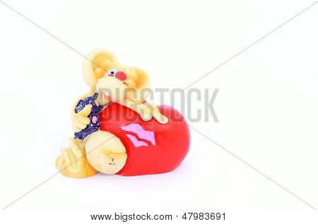 Mouse statuette