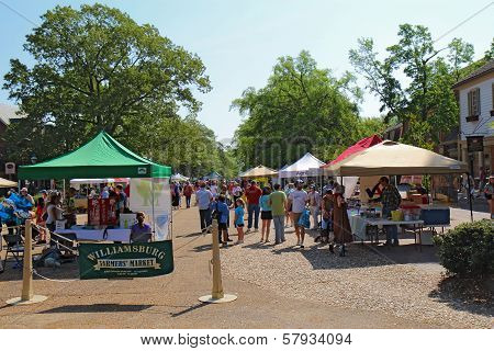 The Williamsburg Farmers Market In Merchants Square