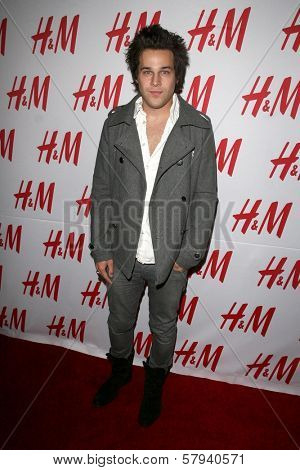 Ryan Cabrera  at H and M's 'Seasons Most Fashionable Gifts' Celebrity Shopping event. Hennes and Mauritz, West Hollywood, CA. 11-11-08
