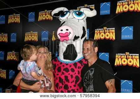 Kristy Swanson with Lloyd Eisler and their son Magnus  at the Los Angeles Premiere of 