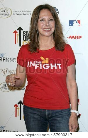 Marlo Thomas at Stand Up To Cancer. Kodak Theater, Hollywood, CA. 09-05-08