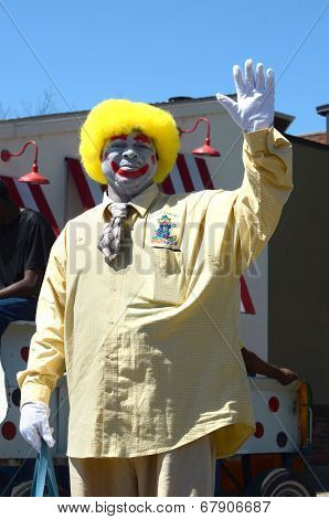 Ragtyme Clown At The Ypsilanti, Mi 4Th Of July Parade