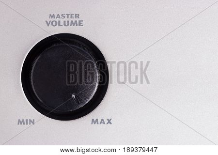 Volume Switcher Turn On Maximum