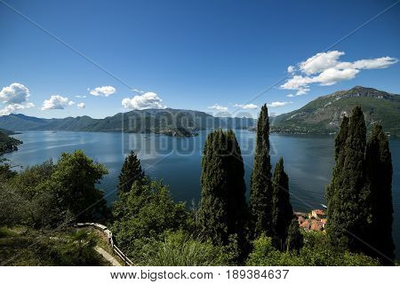 Panoramic view of Lake Como_the promontory of Bellagio from Vezio castle