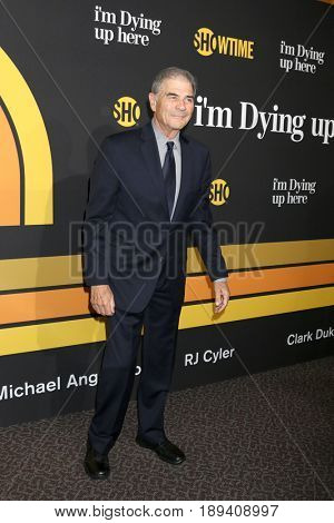 LOS ANGELES - MAY 31:  Robert Forster at the Showtime's 