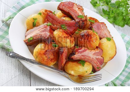 Garlic Butter New Potato With Ribs