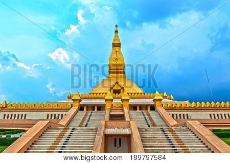 Chedi Maha Mongkol Bua, The Golden Pagoda Landmark Of Roi Et Province, Northeastern Thailand