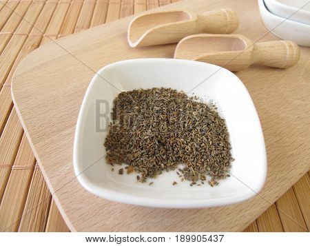 Bisnaga fruits, Ammeos visnagae fructus, for herbal medicine