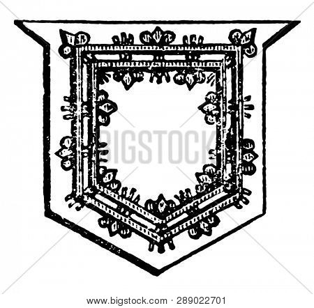 Double Tressure are generally ornamented, vintage line drawing or engraving illustration.