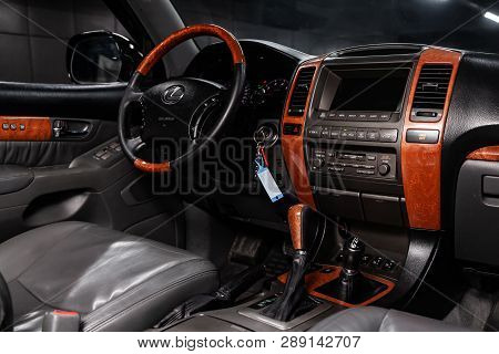 Novosibirsk, Russia - March 11, 2019:  Lexus Lx-470,close-up Of The Dashboard, Speedometer, Tachomet