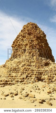 The   Antique Pyramids Of The Black Pharaohs