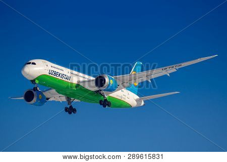 Moscow, Russia - March 14, 2019: Aircraft Boeing 787-8 Dreamliner Uk78701 Of Uzbekistan Airways Goin