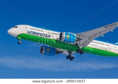 Moscow, Russia - March 14, 2019: Aircraft Boeing 787-8 Dreamliner Uk78701 Of Uzbekistan Airways Goin