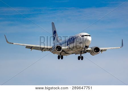 Moscow, Russia - March 14, 2019: Aircraft Boeing 737-524(wl) Vp-bfs Of Utair Aviation Going To Landi