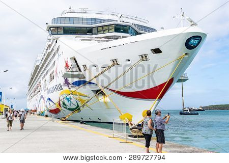 Phillipsburg, St. Maarten - November 16, 2018: Norwegian (ncl) Star Cruise Ship Docked At The Philli