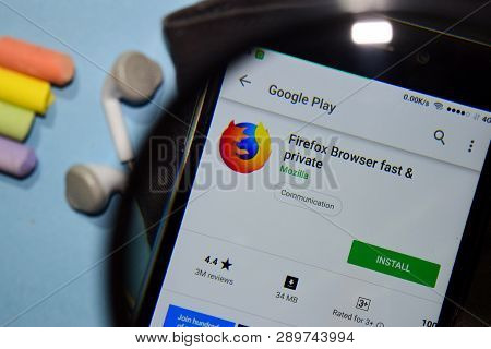 Bekasi, West Java, Indonesia. March 16, 2019 : Firefox Browser Fast & Private Dev App With Magnifyin