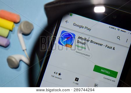 Bekasi, West Java, Indonesia. March 16, 2019 : Minifier Browser - Fast & Small Dev App With Magnifyi