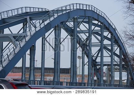 American Bridge, Built In The 1840S. Bridges Are Built Entirely Of Metal Structures. On The Construc
