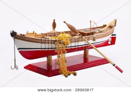 HANDMADE MINIATURE BOAT