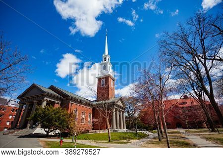 Memorial Church In Tercentenary Theatre Park In Cambridge Near Boston Massachusetts, Usa