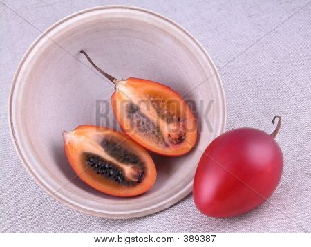Tomarillo