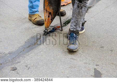 Asphalt Crack Filler Asphalt Crack Repair, Liquid, Joint Sealant Joint Seal Restoration Work