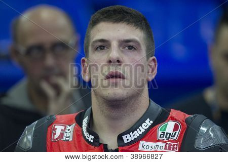 CHESTE - 9 พฤศจิกายน: Claudio Corti ระหว่าง MOTOGP Comunitat Valenciana, 9 พฤศจิกายน 2012 ผม