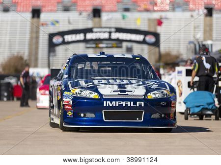 FORT WORTH, TX - 02 NOV: La NASCAR Sprint Cup Series prendere in pista per una sessione di prove libere per 