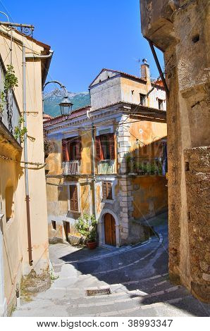 Aleja. Maratea. Basilicata. Włochy.