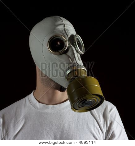 Противогаз опасность