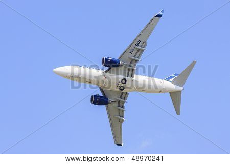Tarom Airliner