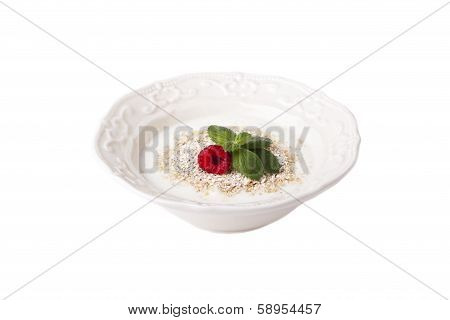 Yogurt With Oat Brain, Raspberry And  Mint