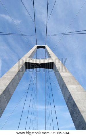 Pylonový most