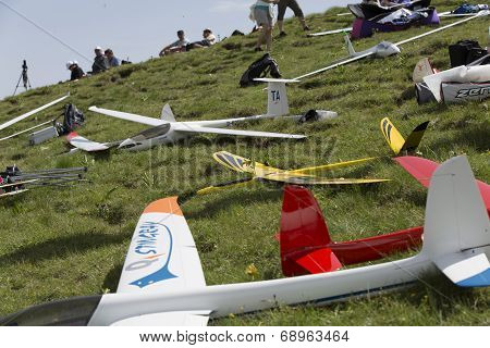 Radio control planes