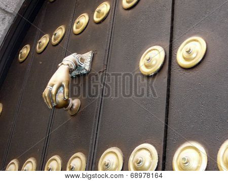 Door knocker