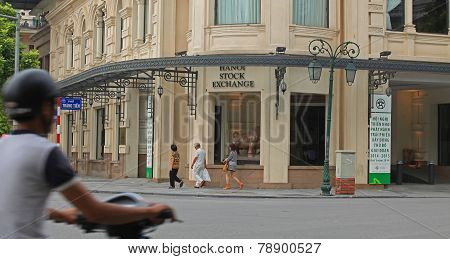 Front view of Hanoi Stock Exchange