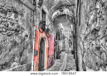 Bosa Backstreet In Selective Desaturation