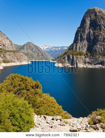Panorama di Hetch Hetchy primavera