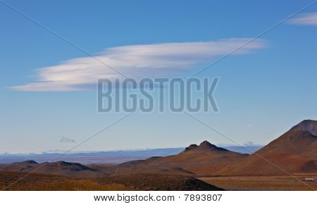 Zamračená obloha nad geotermální oblast Krafla, Severní Island