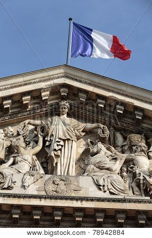 Paris - The pediment of Pantheon