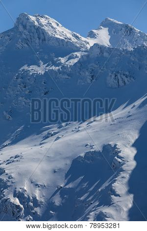 Negoiu Peak In Winter