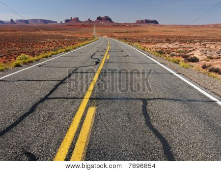 Monument Valley v Utahu, mezistátní 163, Usa