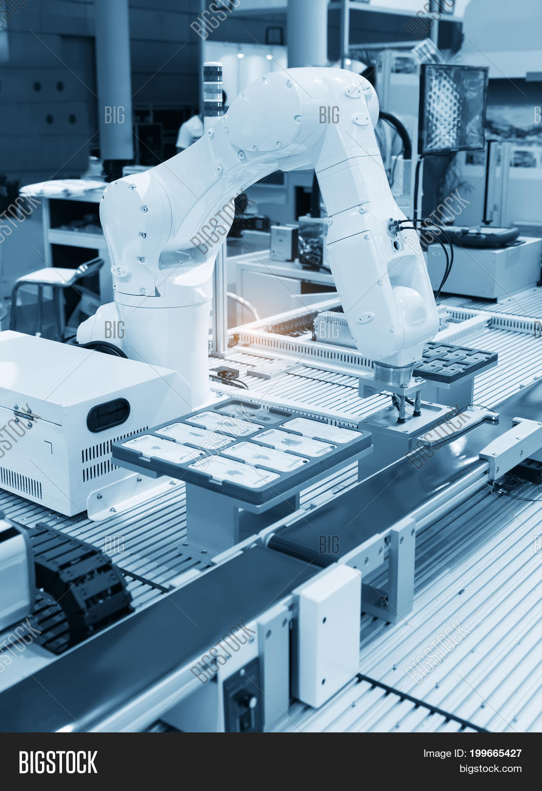 High technology industry. High technology industry. Robotics lab future technology company. Производство полупроводников. Leverx photo.