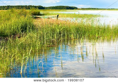 Kesän Aki järvi