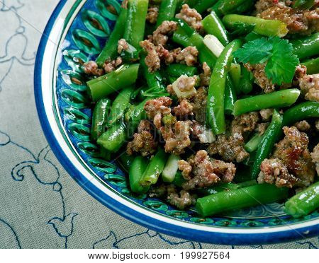 Tender Green Beans With Meat