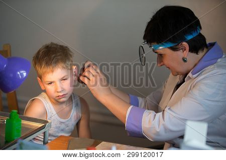 Belarus City Dobrush July 12, 2018. Children's Central Hospital. Child Otolaryngologist Examines The