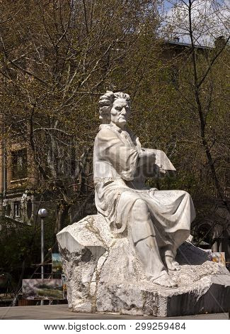 Yerevan,armenia - April 15,2019:a Statue To Famous Armenia Painter In Saryan Park Of Yerevan,armenia